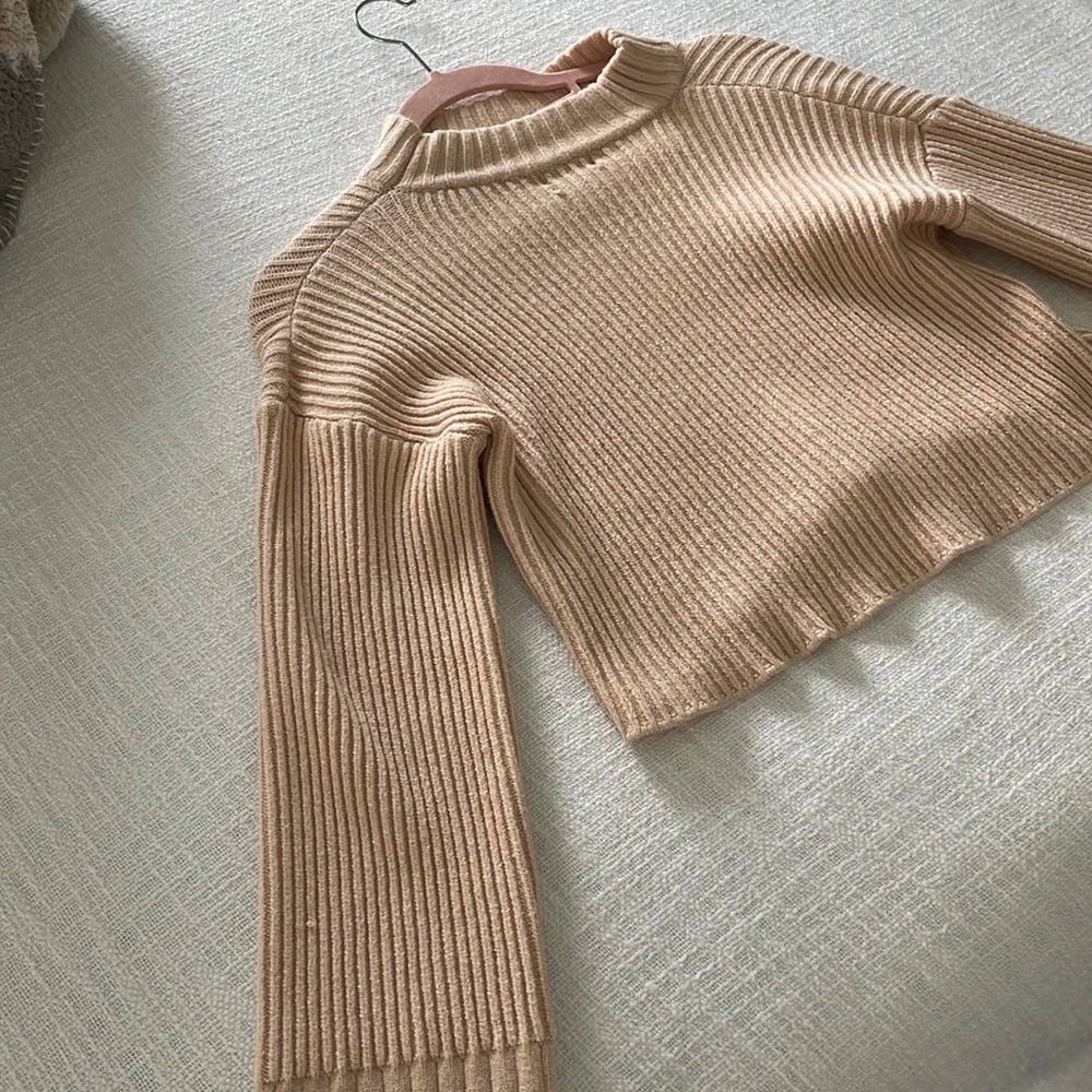 Women’s Superdown cropped sweater in dusty rose